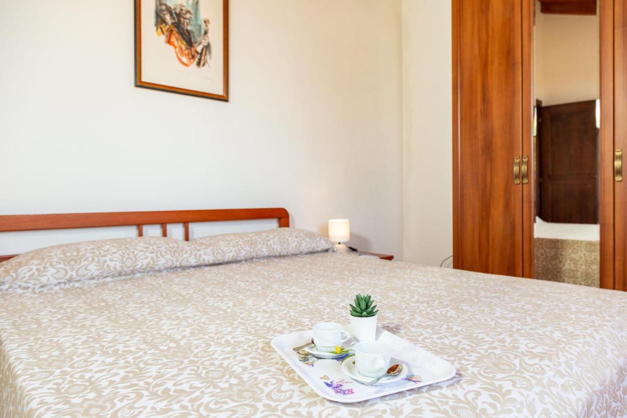 شقة Casa Orfea سانتا ماريا نافاريز المظهر الخارجي الصورة